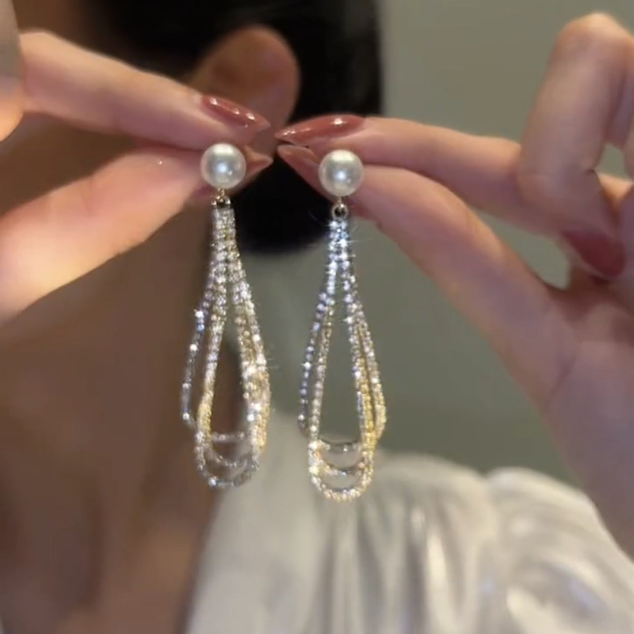 Light Luxury Long Tassel Pearl Earrings – Stylish Gifts — 1