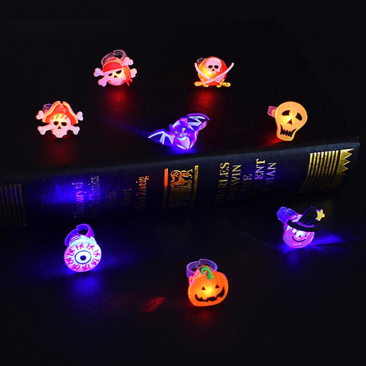 Halloween Decorations Halloween Glowing Brooch – Jewelry Gift Ideas — 1