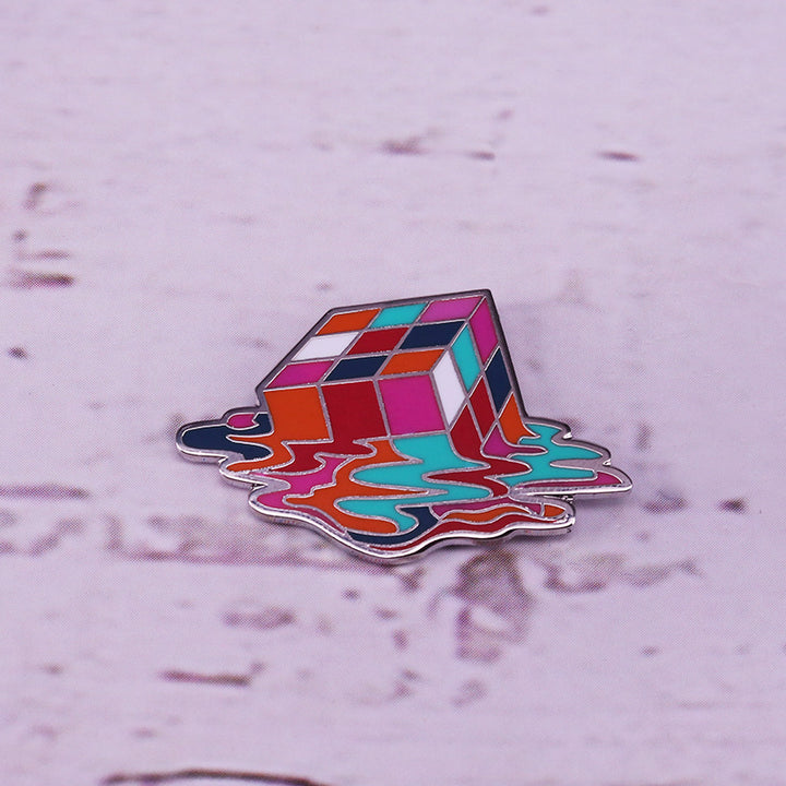 The Rubik Cube Brooch That Melts Fashion Trends – Stylish Gifts — 1