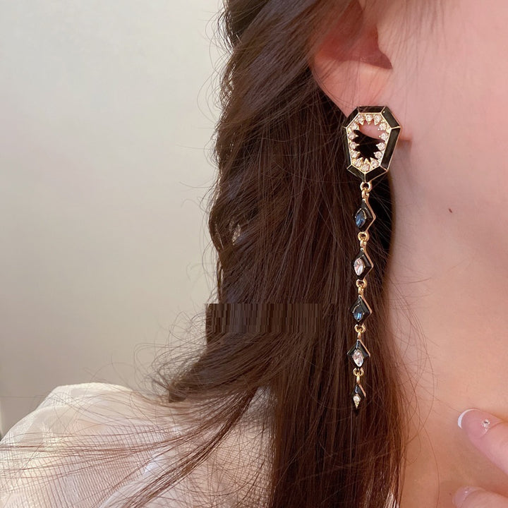 Diamond Studded Geometric Fringed Earrings Dark Black – Stylish Gifts — 1