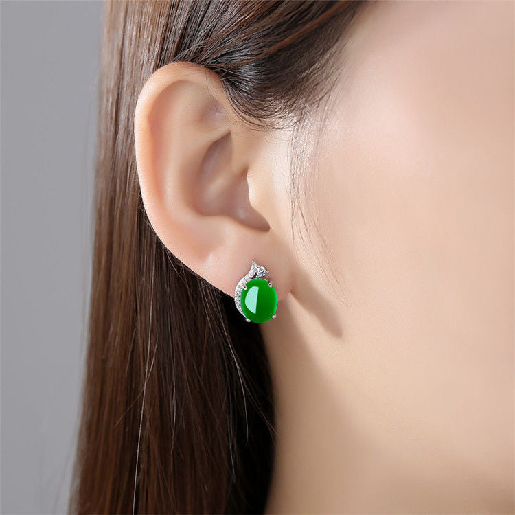 Vintage Emerald Chalcedony Simple Temperament Earrings – Useful Gifts — 1