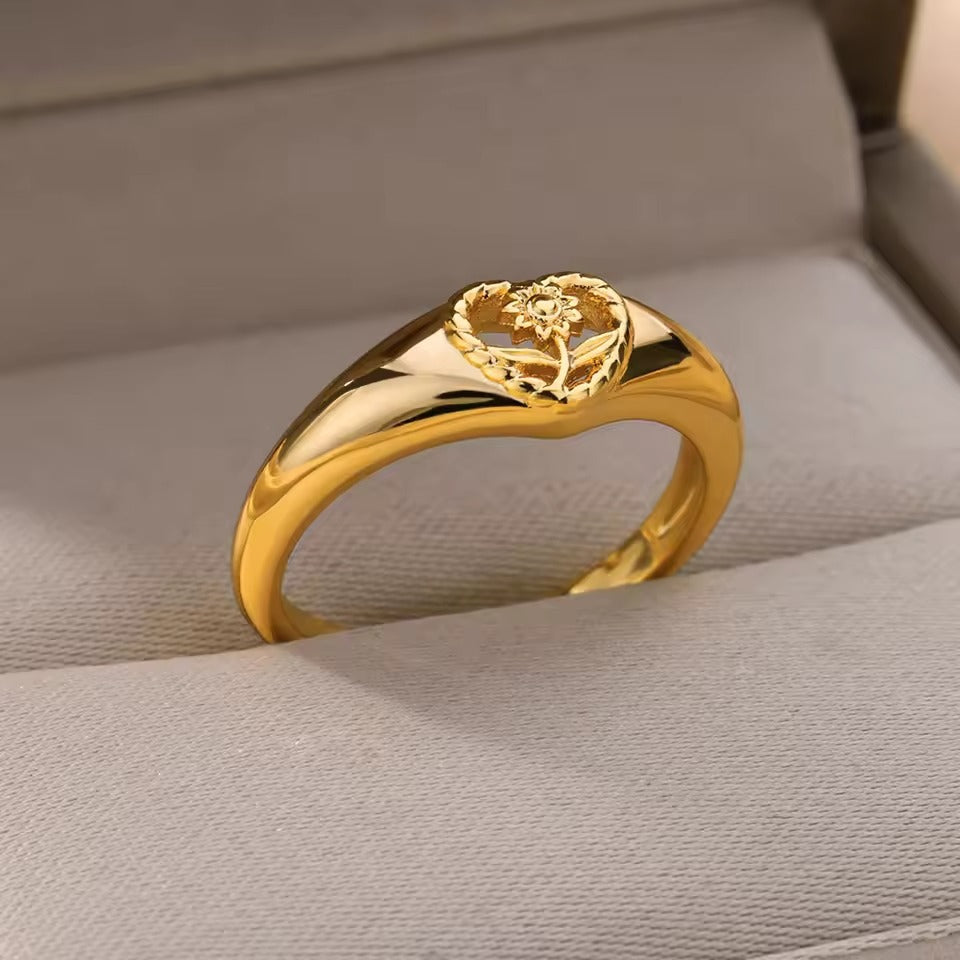 Hollow Out SUNFLOWER Love Heart-shaped Ring – Gifts for Couples — 1