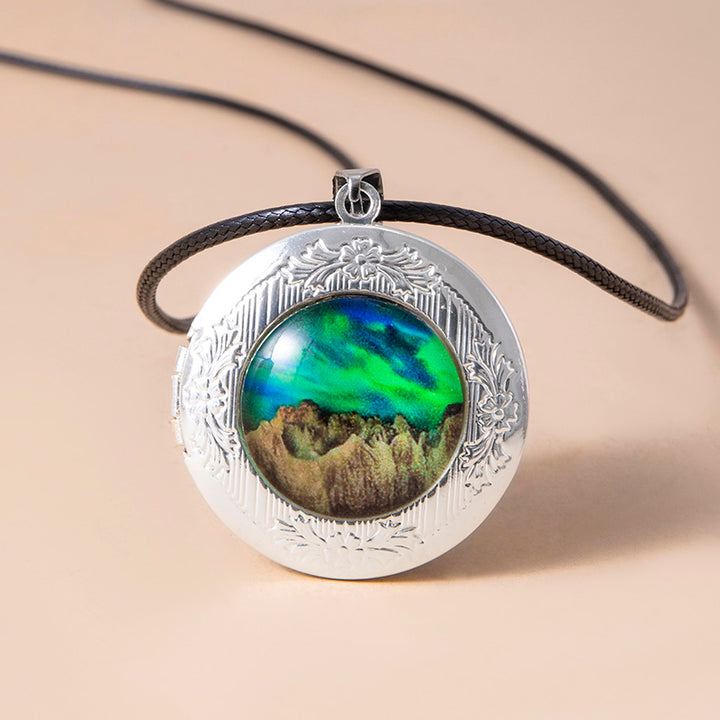 Nebula Aurora Mountain Locket Necklace Vintage – Jewelry Gift Ideas — 1