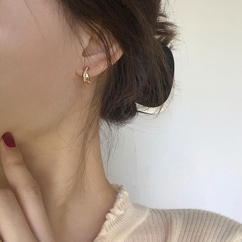 Women's Versatile Silver Needle Oil Crossover Earrings – Gifts for Her — 1