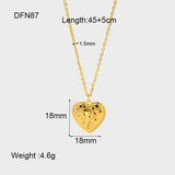 Irregular Peach Heart Pendant Necklace 18K Gold – Jewelry Gift Ideas — 3