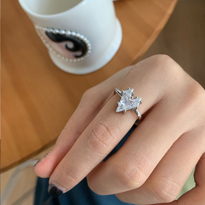 Women's Vintage Fashion Personality Geometric Love – Stylish Gifts — 1