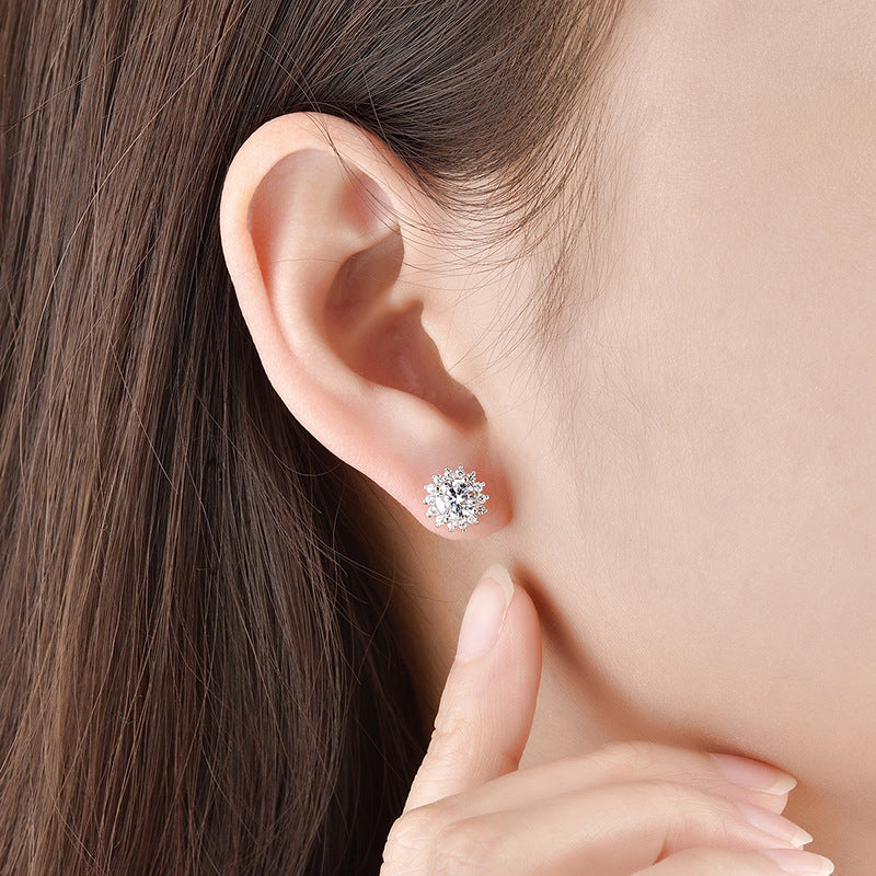 Women's New Fifty Best Moissanite Stud Earrings – Gifts for Her — 1
