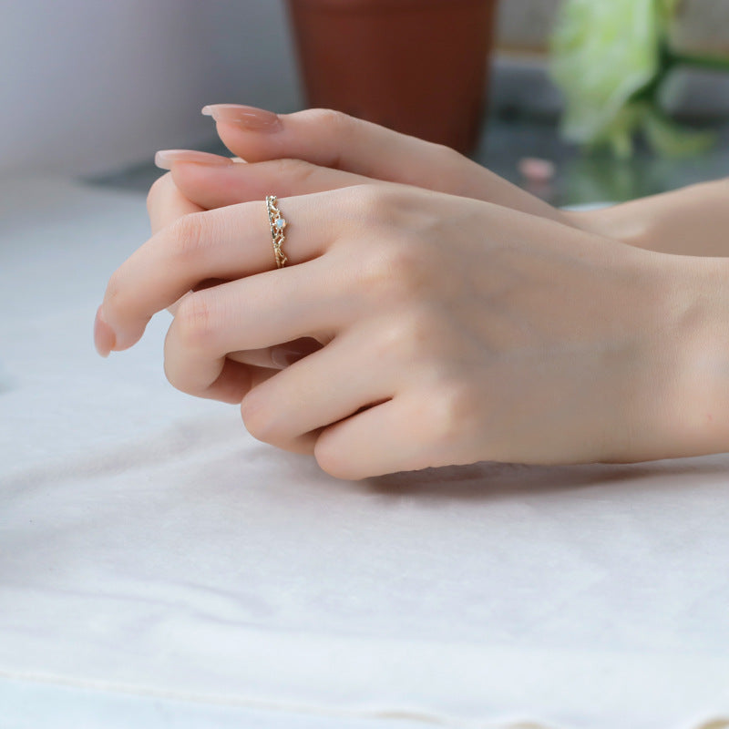 Exquisite Crown Hollow Ring Girl – Gifts for Kids — 1