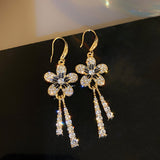 Fashion Personality Ladies Retro Flower Ear Hook – Stylish Gifts — 5
