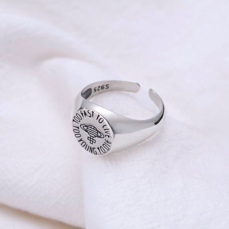 Men's Planet Round Hip Hop Ring – Gifts for Him — 1