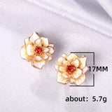 Minimalist Design For Niche Earrings – Holiday Gift Ideas — 7