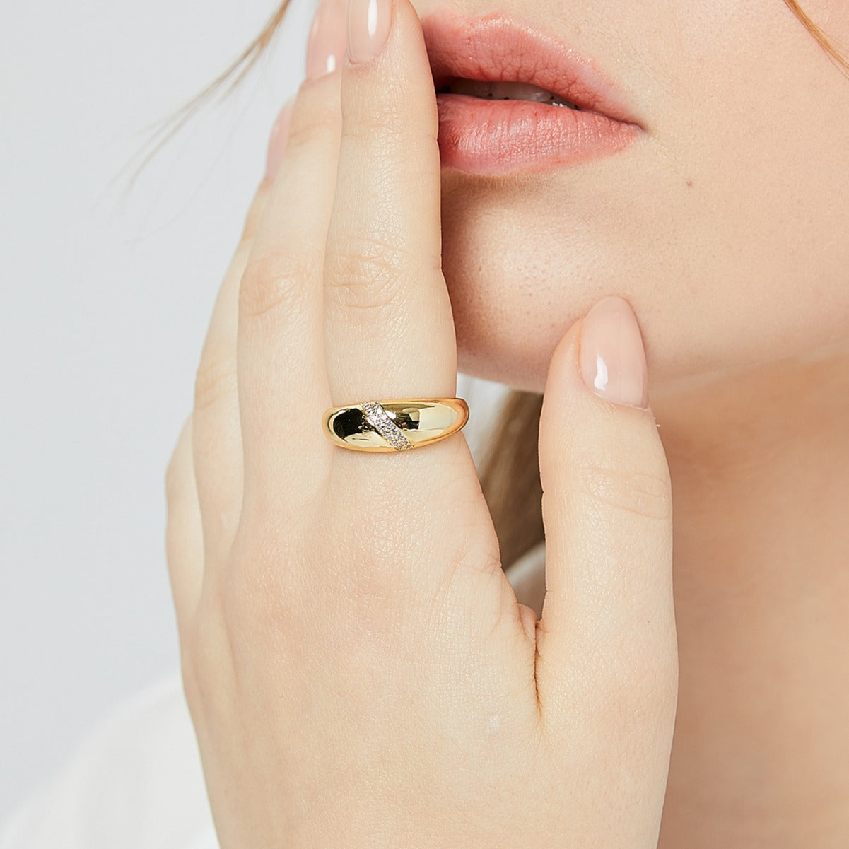 Popular Glossy High-grade Croissant Ring – Birthday Gifts — 1