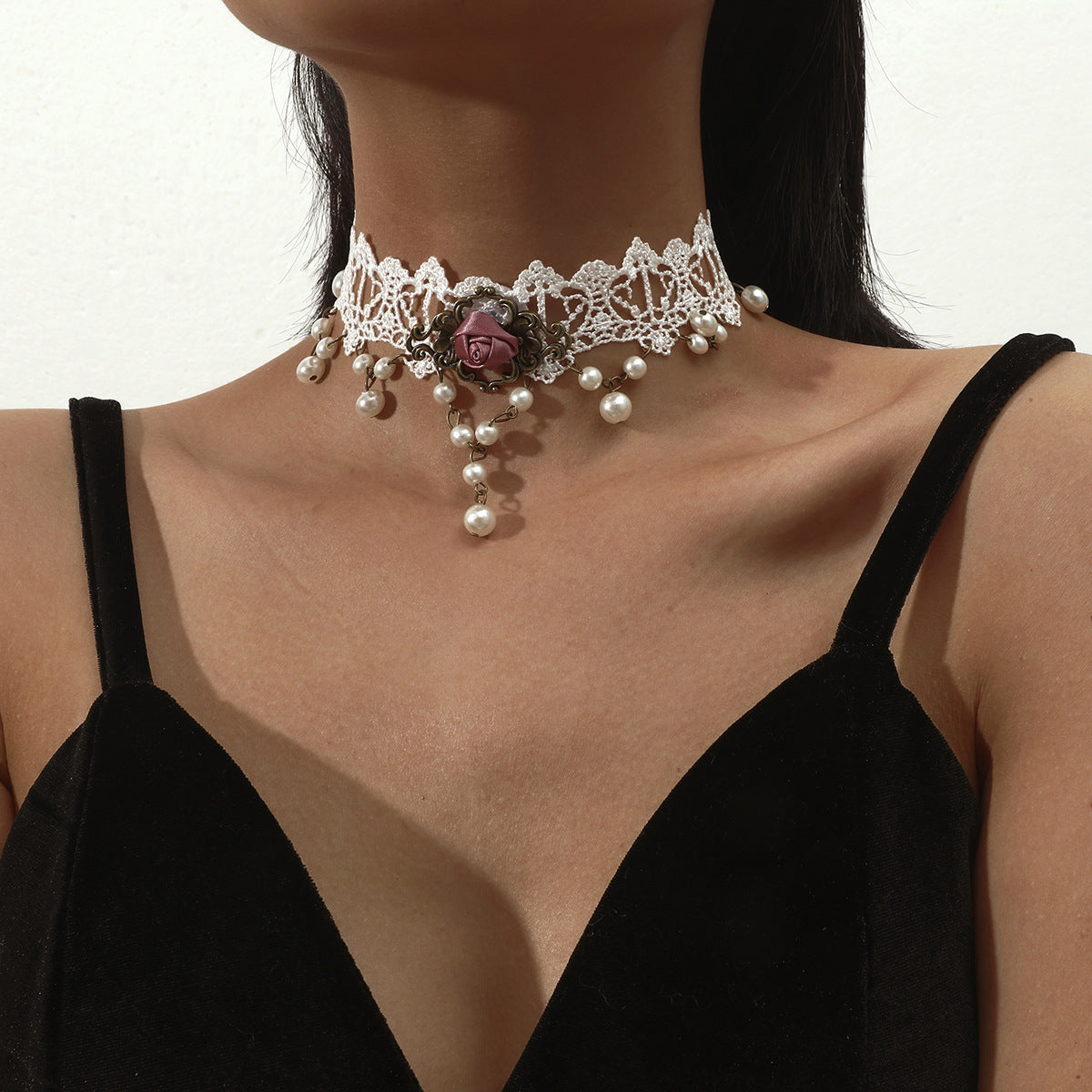 Fashion Creative White Lace Necklace For Ladies – Stylish Gifts — 1