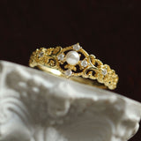 Women's Gold-plated Antique Hollow Ring – Gifts for Her — 3