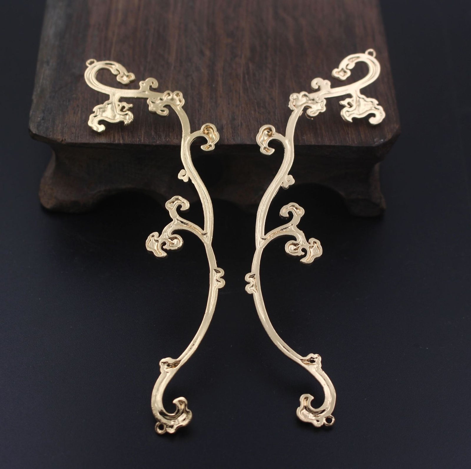 Cast Copper Spray Wreath Pendant – Jewelry Gift Ideas — 1