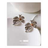 Metal Flower Earrings Petal Light Luxury High-grade – Gifts for Her — 3