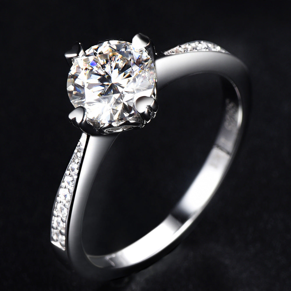 Ladies Fashion Classic Four-prong Moissanite Ring – Stylish Gifts — 1