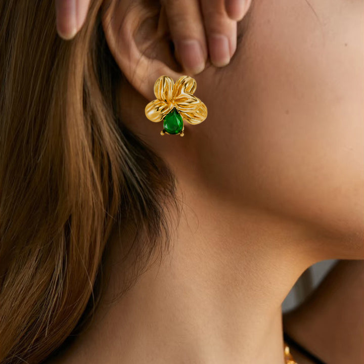 Sweet Design Stainless Steel Earrings Flower Shape – Everyday Gifts — 1