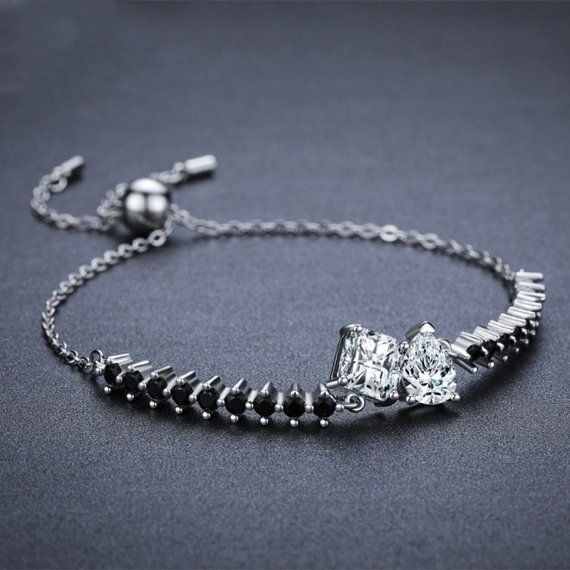 European And American Fashion Women's Diamond Bracelet – Stylish Gifts — 1