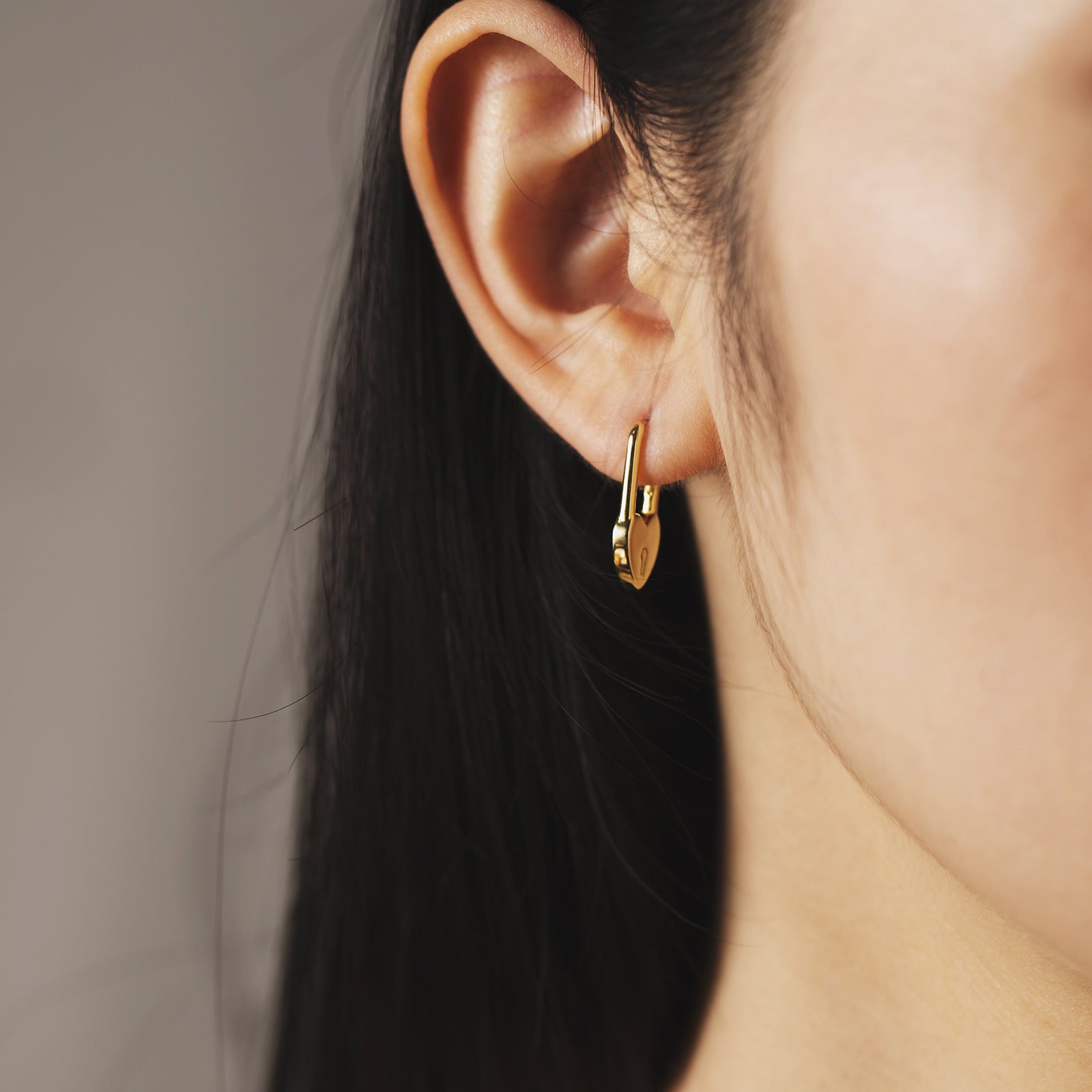 French Fashion Personality Love Ear Clip – Stylish Gifts — 1