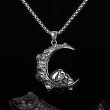 Creative Personality Skull Moon Power Fist – Jewelry Gift Ideas — 3
