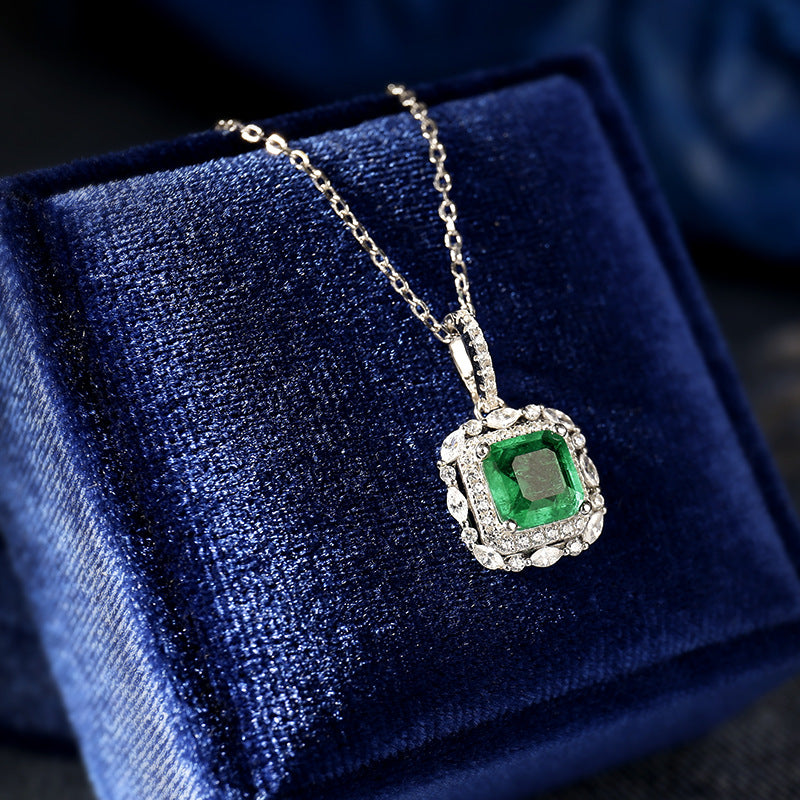 Women's Fashion Personality Emerald Necklace – Jewelry Gift Ideas — 1