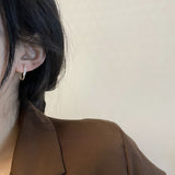 Women's Simple Niche Design Stud Earrings – Gifts for Her — 3