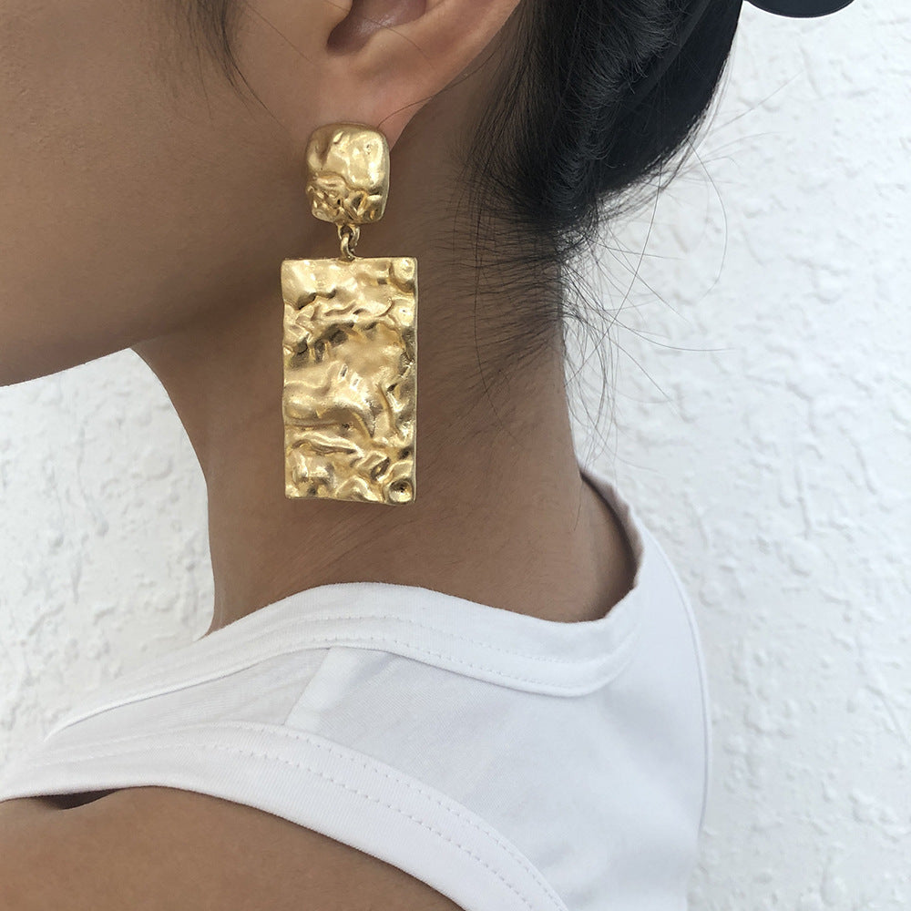 Alloy Pleated Elegant And Simple Earrings Geometric – Small Gift Ideas — 1