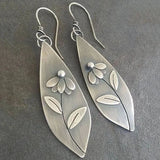 Women's Elegant Ethnic Style Leaf Petal Earrings – Stylish Gifts — 1