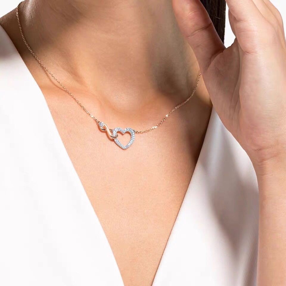 Eternal Love Romantic Overlay Women's Necklace – Gifts for Couples — 1