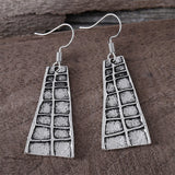 Vintage Distressed Trapezoid Plaid Pendant – Jewelry Gift Ideas — 1