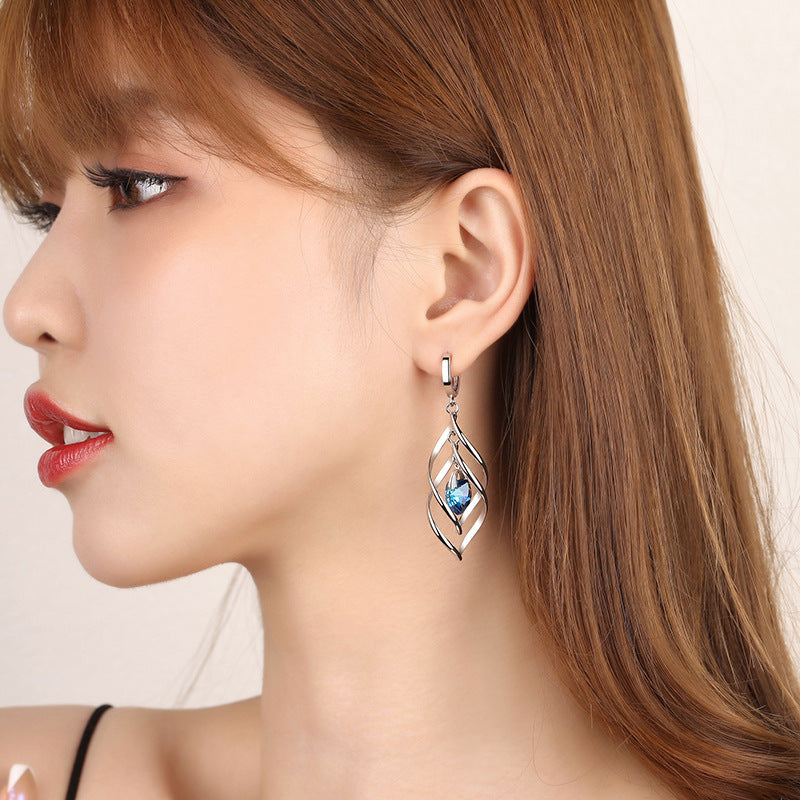 Women's Fashionable French Style Heart Earrings – Stylish Gifts — 1