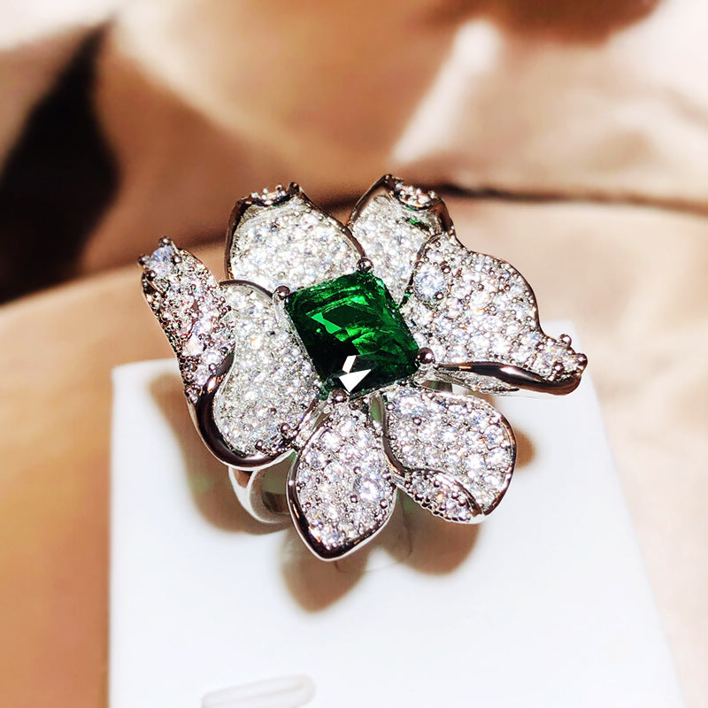 Special-interest Design Petal Flower Full Diamond – Holiday Gift Ideas — 1