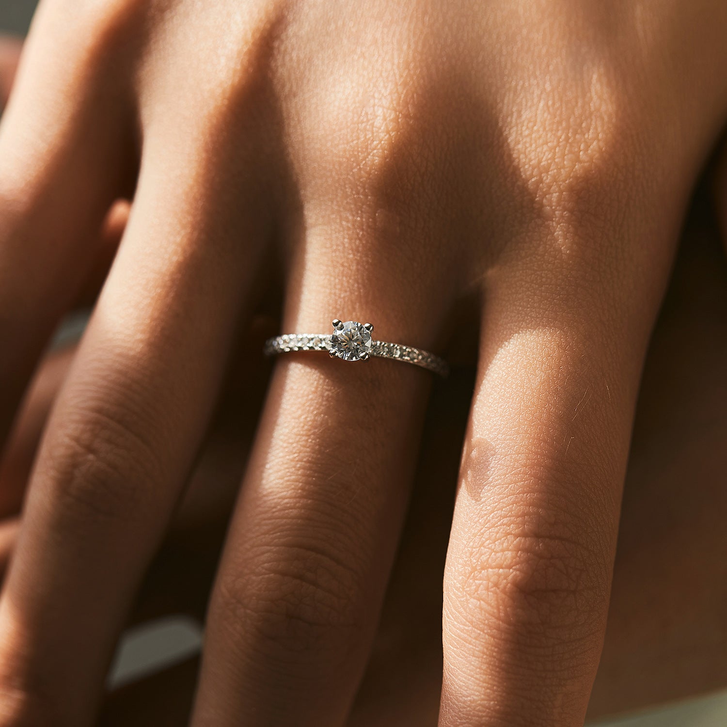 Female Silver Luxury Special-interest Design Shiny – Gifts for Her — 1
