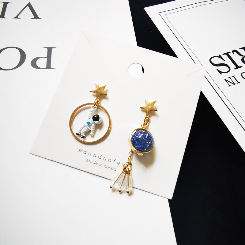 Earrings Cosmic Saturn Asymmetrywomen's – Special Occasion Gifts — 1
