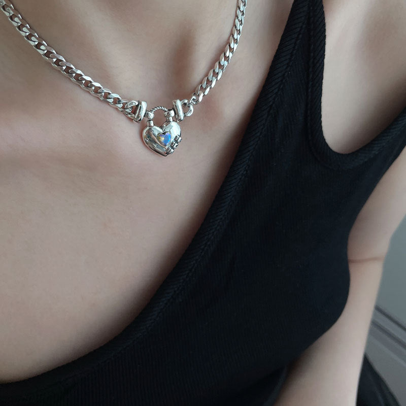Heart Sweater Necklace – Jewelry Gift Ideas — 1