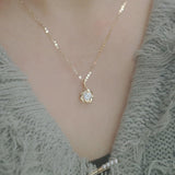 Rose Shaped Pendant With Glittering Flower – Jewelry Gift Ideas — 1