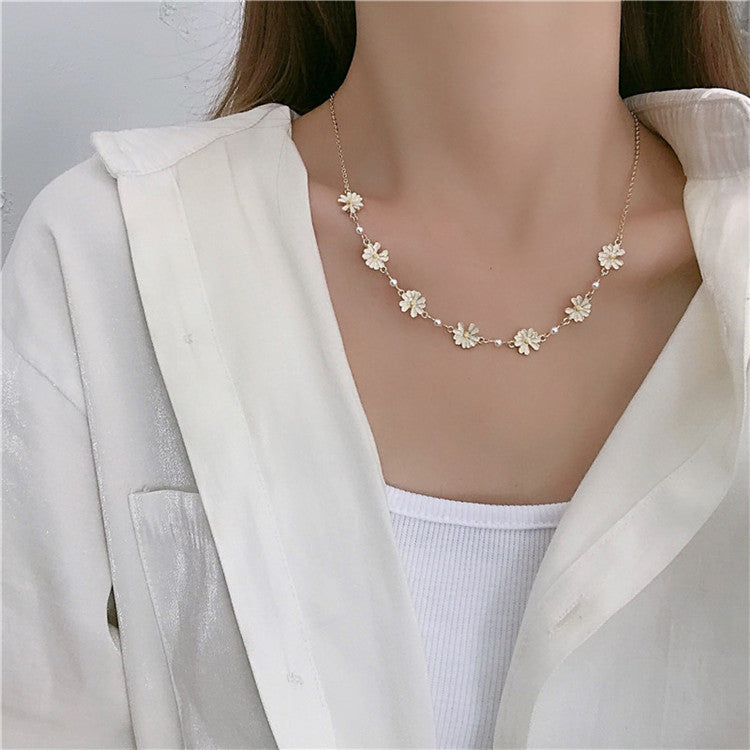 Sweet Daisies Flower Necklace Bracelet Design – Jewelry Gift Ideas — 1