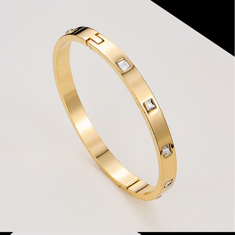 Women's Personalized Fashion Bracelet – Stylish Gifts — 1