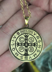 Round Brand O-shaped Necklace Pendant – Jewelry Gift Ideas — 7
