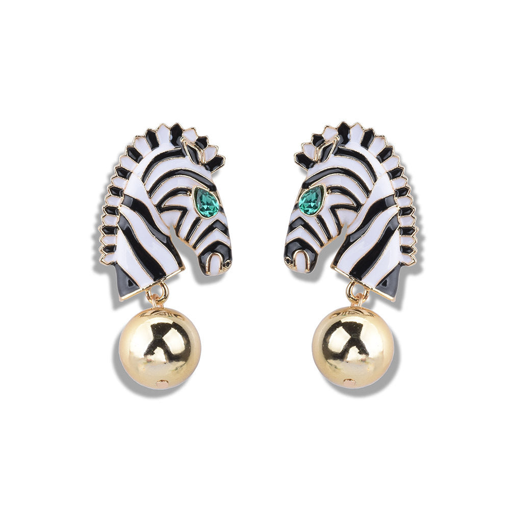 Women's Fashionable Temperament Stud Earrings – Gifts for Her — 1