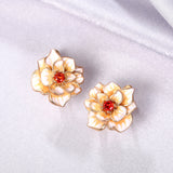 Minimalist Design For Niche Earrings – Holiday Gift Ideas — 6