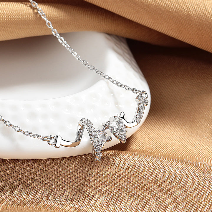Light Luxury Minority Design LOVE Necklace – Jewelry Gift Ideas — 1