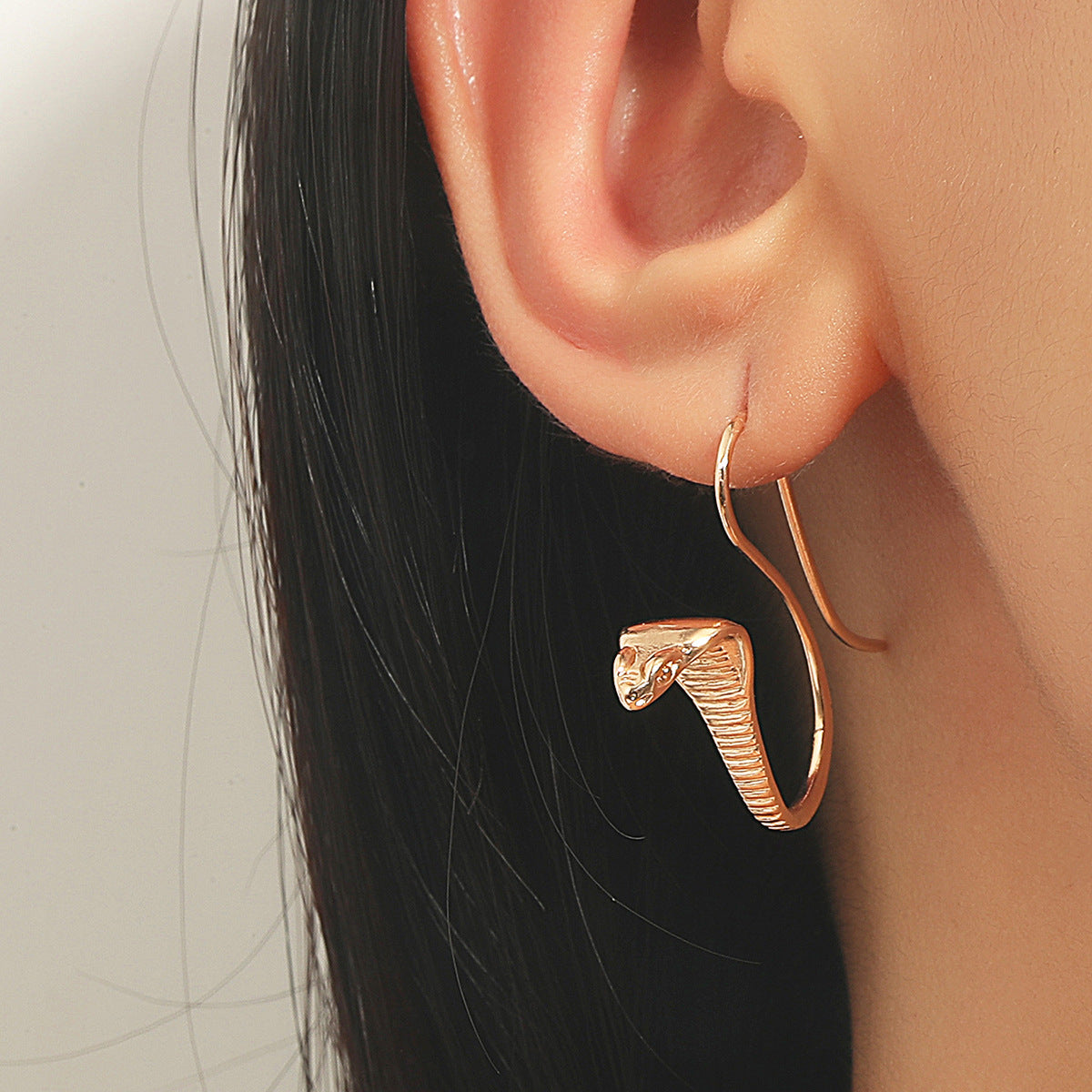 Exaggerated Metal Copper Plated Earring Single – Jewelry Gift Ideas — 1