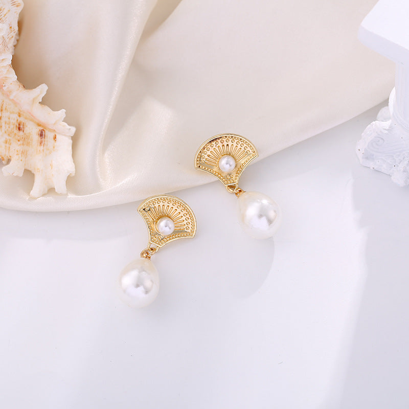 Silver Needle French Vintage Court Style Pearl Drop – Stylish Gifts — 1