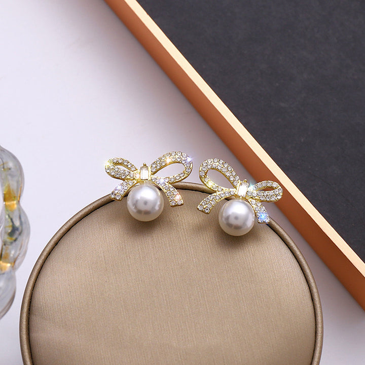 Women's Elegant Bow Shape Pearl Earrings – Gifts for Her — 1