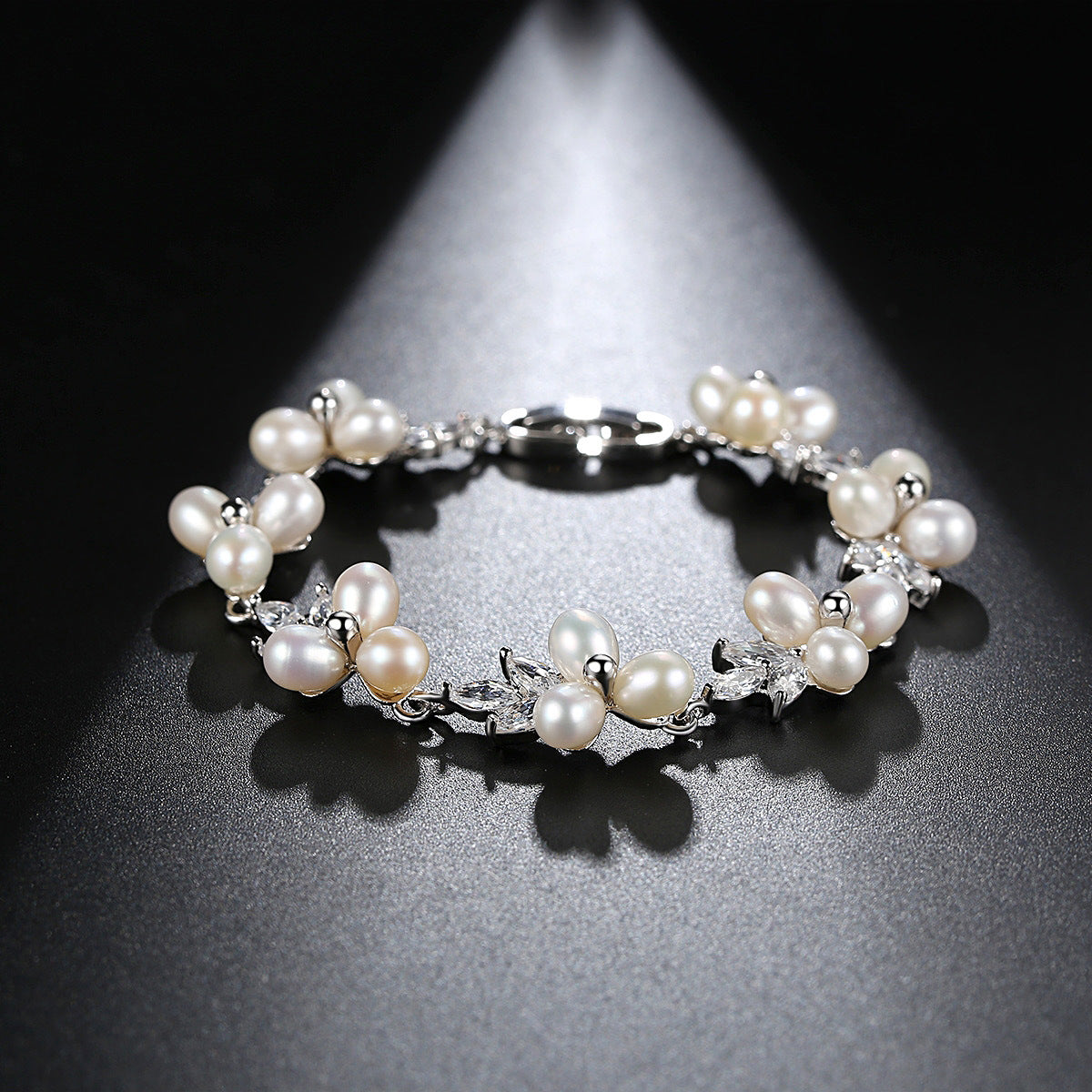 Freshwater Pearl Bracelet Women's Light Luxury – Jewelry Gift Ideas — 1