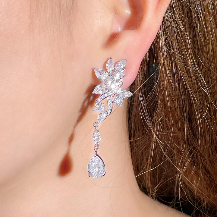 Women's New Fashion Zircon Earrings – Stylish Gifts — 1