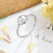 Fashion Women's Round Moonstone Silver Ring – Stylish Gifts — 1