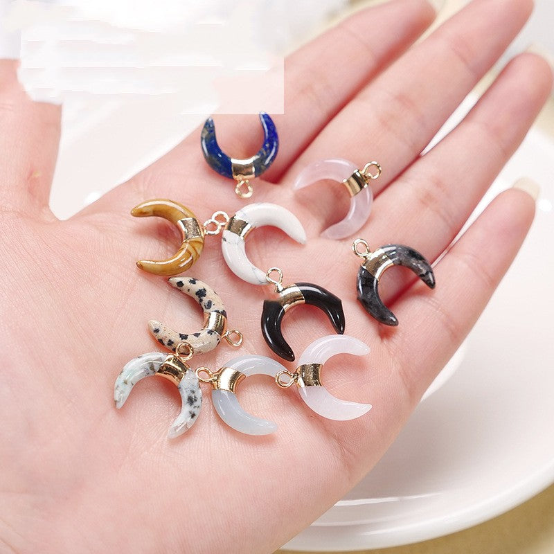 Stone Crescent Shaped Pendant Necklace – Jewelry Gift Ideas — 1